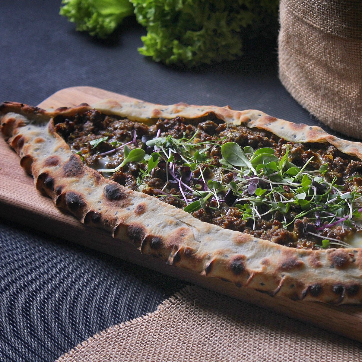 Pide with minced meat